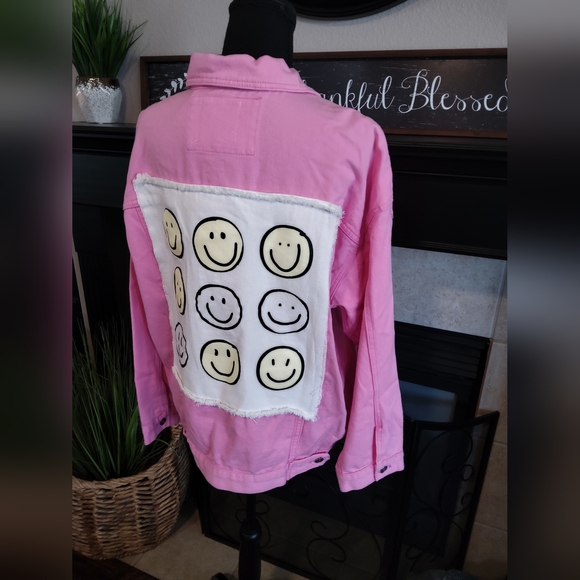 Fantastic Fawn Pink Jean Jacket - Picture 5 of 9